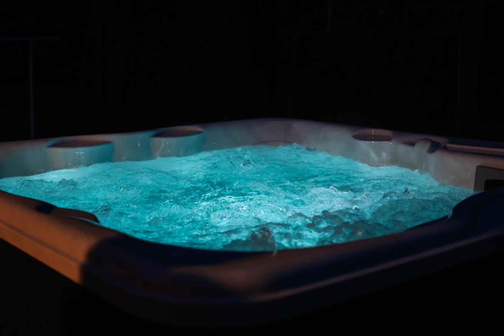 Dom To Za Malo ! Jacuzzi Boiska Plac Zabaw Ognisko Ferienhaus *