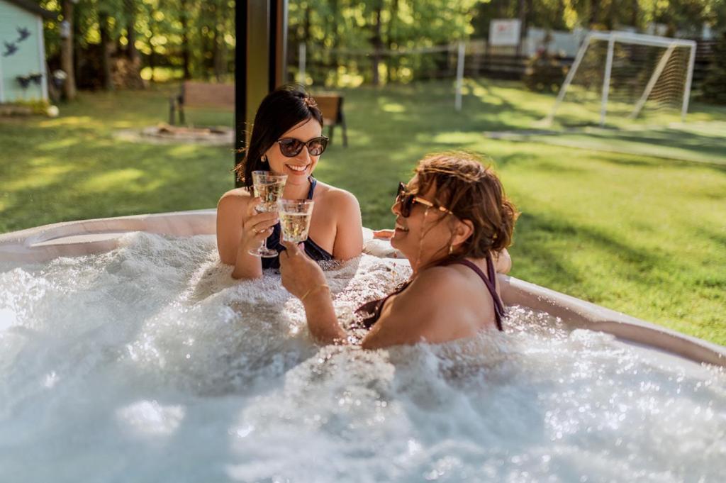 Dom To Za Malo ! Jacuzzi Boiska Plac Zabaw Ognisko Ferienhaus